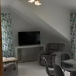 Apartment Mazurskie Wzgorze Bis Z Basenem