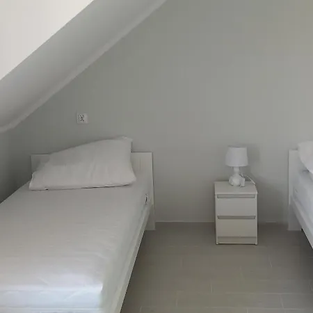 Mazurskie Wzgorze Bis Z Basenem * Rydzewo